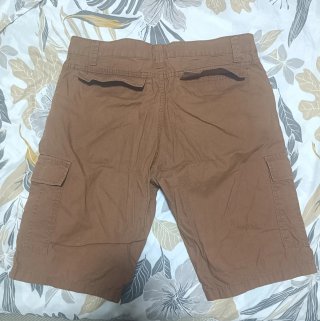 Pantalones cortos cargo marrones