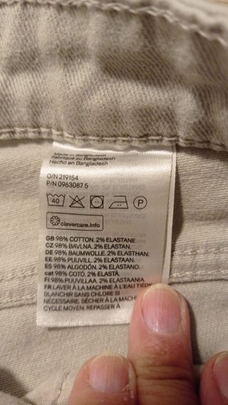 Pantalón vaquero beige