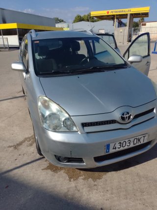 Toyota Corolla verso 2005