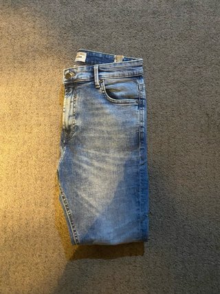 Pull and Bear Vaqueros Azules Lavados