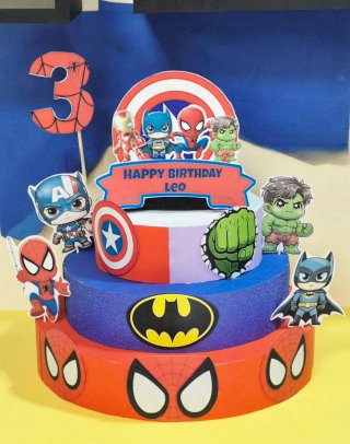 Torta finta Supereroi Marvel/Avengers