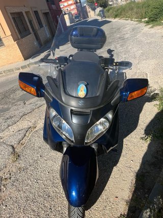 Suzuki Burgman 650 CC Azul