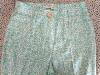 Pantalón estampado flores turquesa