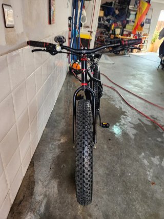 Bicicleta Eléctrica Fat Bike Negra