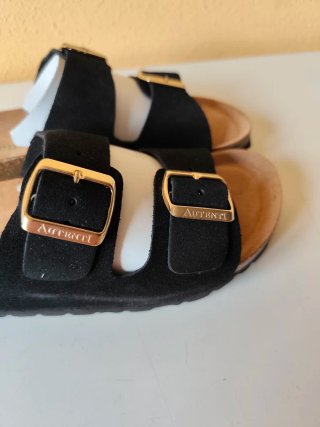 Sandalias de chica N°39 de Natura.
