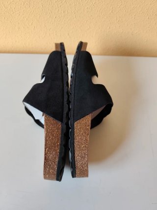 Sandalias de chica N°39 de Natura.