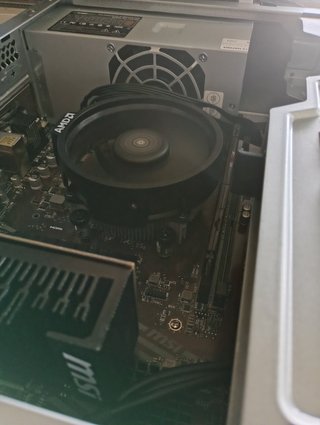 PC MSI Ryzen 5 1600