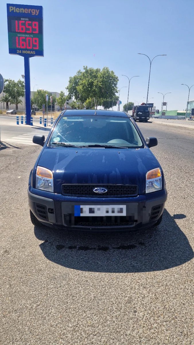 Ford Fusion 2012 - foto 1