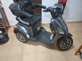 Scooter eléctrica para personas con movilidad