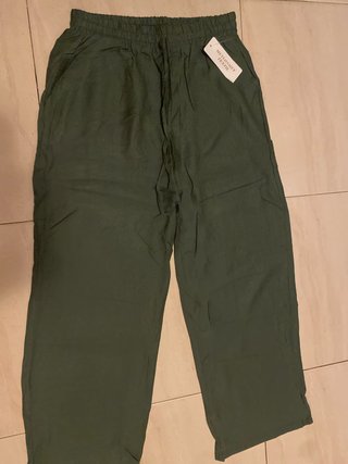 Pantalones anchos de lino