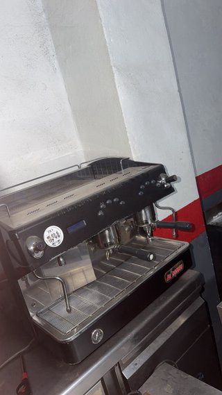 Cafetera 2 Brazos Buen Estado industrial