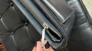 Bolso de mano Louis Vuitton negro