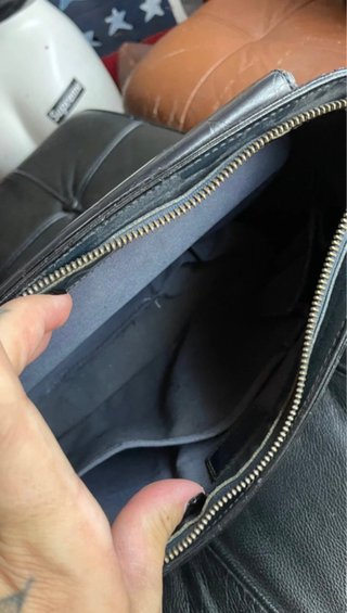 Bolso de mano Louis Vuitton negro