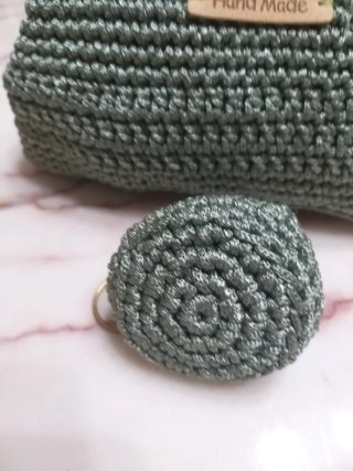 Pochette e portachiavi uncinetto