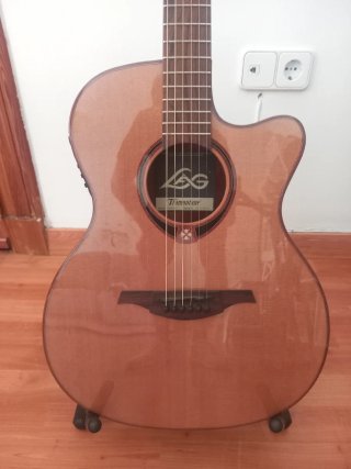Guitarra electroacústica LAG T118ASCE