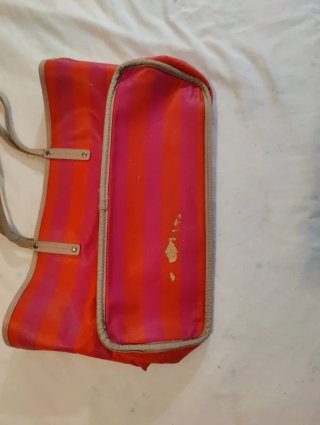 Bolso Tote DKNY Reversible Rojo y Beige