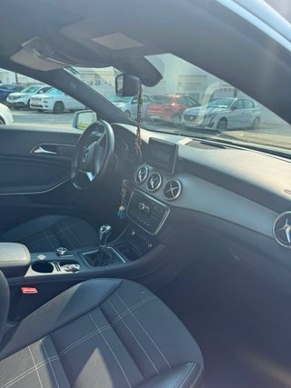 Mercedes-Benz CLA 200 2014