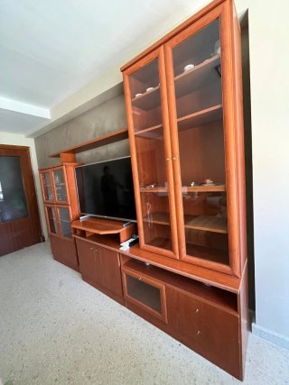 Mueble TV salón madera y cristal