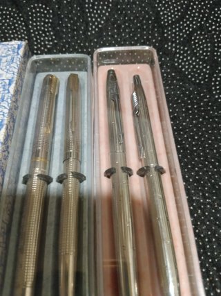 Bolígrafos y pluma marca Parker (2 unidades)