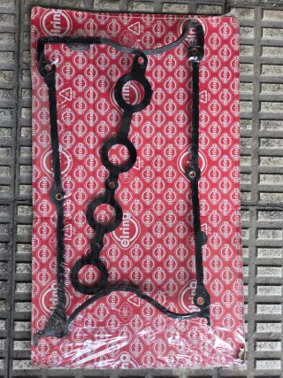 Junta Tapa Balancines 1.8 Turbo marca ELRING