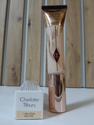 Charlotte Tilbury Base 1 Neutral Neutre
