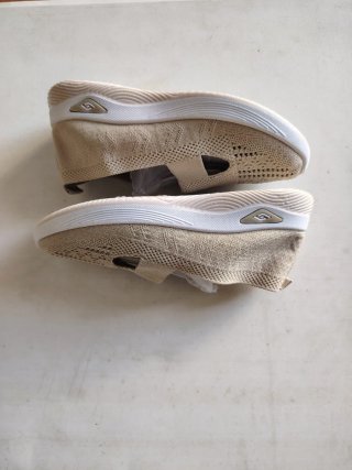 Zapatillas Beige