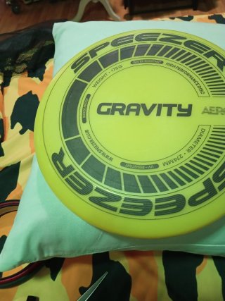 Disco Volador Gravity Speezer Amarillo 175g playa