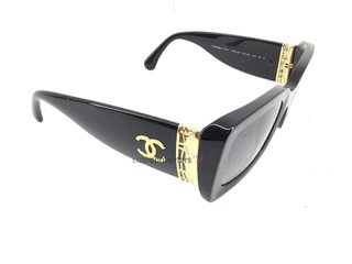 gafa de sol señora chanel 5534