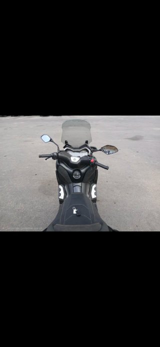 Yamaha XMAX 300cc