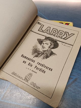 dos novelas COLECCION MAC LARRY con el Nº 1