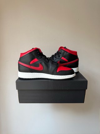 Nike Air Jordan 1 Mid Bred Twist