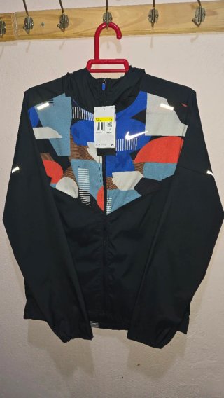 Chaqueta Nike Windrunner Talla M Multicolor