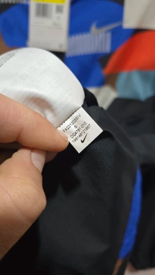 Chaqueta Nike Windrunner Talla M Multicolor