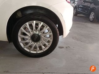 Fiat 500 Dolcevita 1.0 Hybrid 51KW (70 CV)