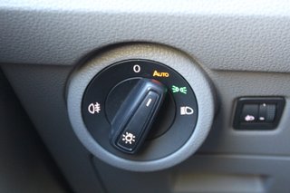 Volkswagen TRANSPORTER KOMBI LARGO TA 2.0 TDI 81KW 110CV BMT (2021)
