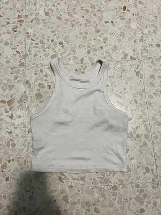 Top básico blanco