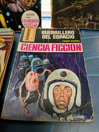 Novela pulp, 6 novelas, cerebro mecánico, Cadáveres incompletos, los enemigos de la tierra y mas