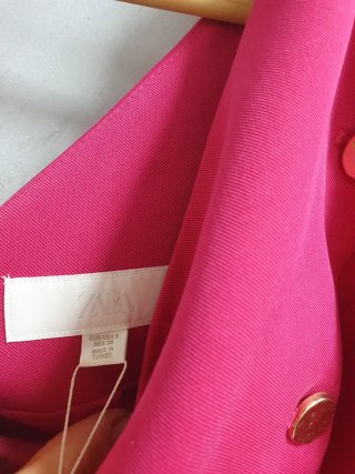 Conjunto Zara Chaleco y Pantalón Rosa