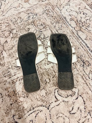 Sandalias planas blancas talla 39