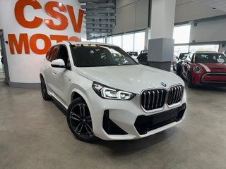BMW IX1 xDrive30 (2023)