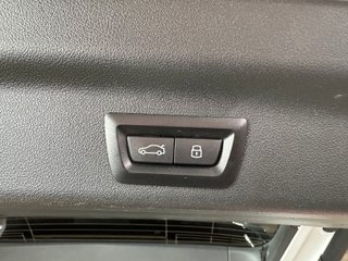 BMW IX1 xDrive30 (2023)