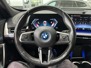 BMW IX1 xDrive30 (2023)