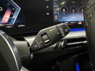 BMW IX1 xDrive30 (2023)