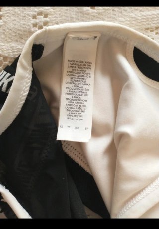 Top Nike donna bianco e nero