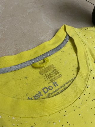 T-Shirt Nike Speckled Print Gialla