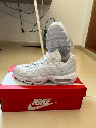 Nike Air Max 95 Blancas Talla 41 Nuevas
