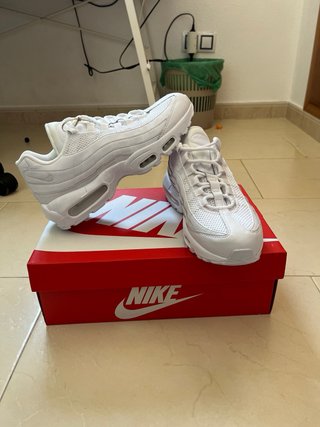 Nike Air Max 95 Blancas Talla 41 Nuevas