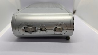 Radio Sony Portátil ICF-404S 3 Bandas