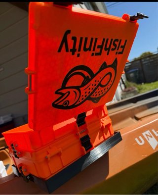 Caja de aparejos Fishfinity Naranja