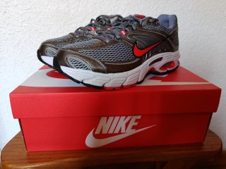 Nike Air Max Moto 2K